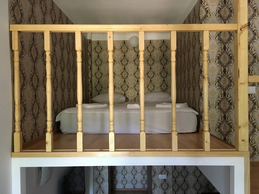 Old Town - Ultra Central Apartment Bukares Bagian luar foto